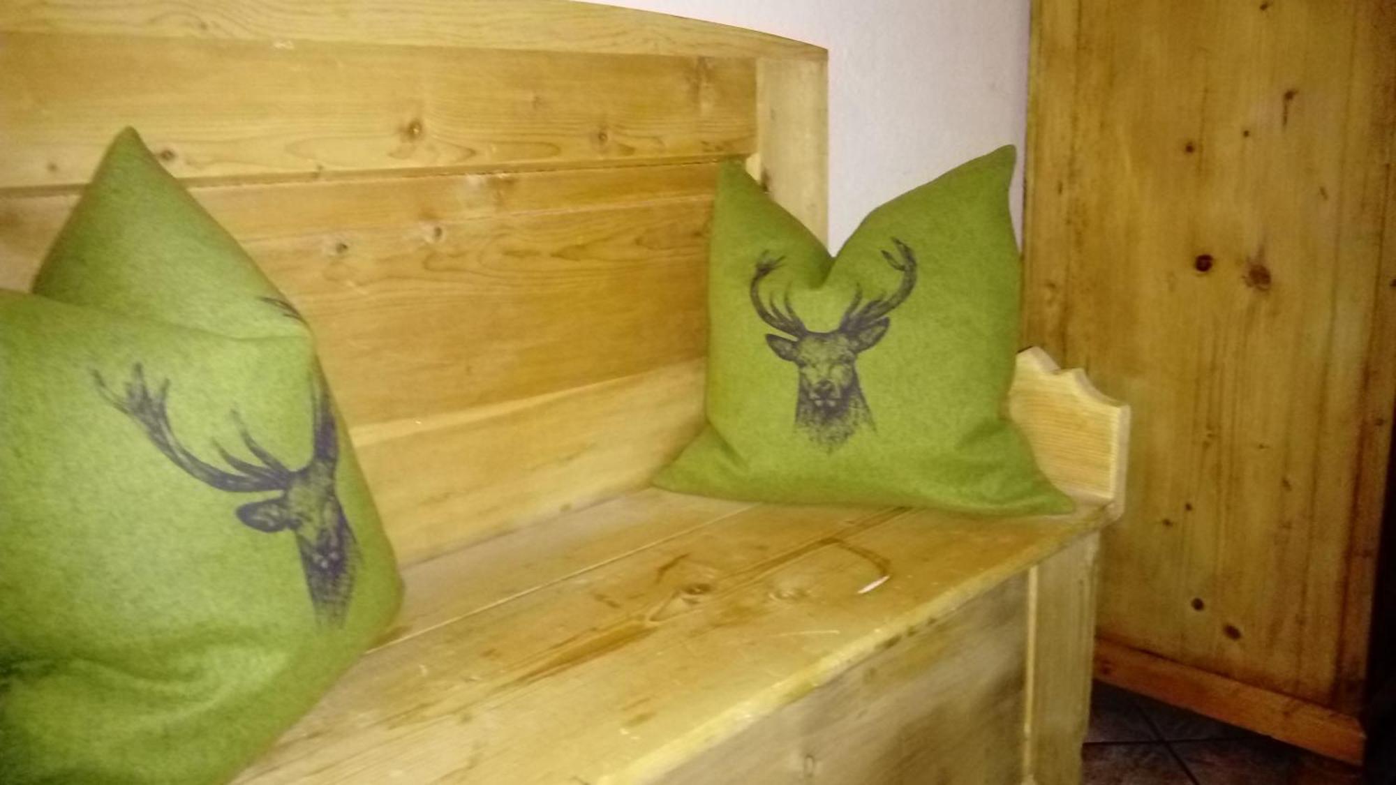 Garni Hattlerhof B&B Bruneck Exteriör bild